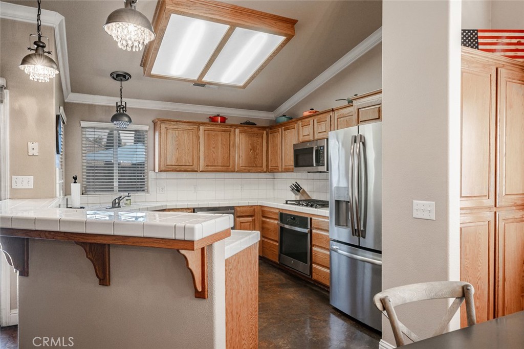 2232 Howard St, Kingsburg, CA 93631