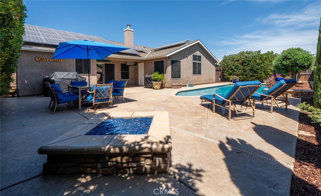 2232 Howard St, Kingsburg, CA 93631