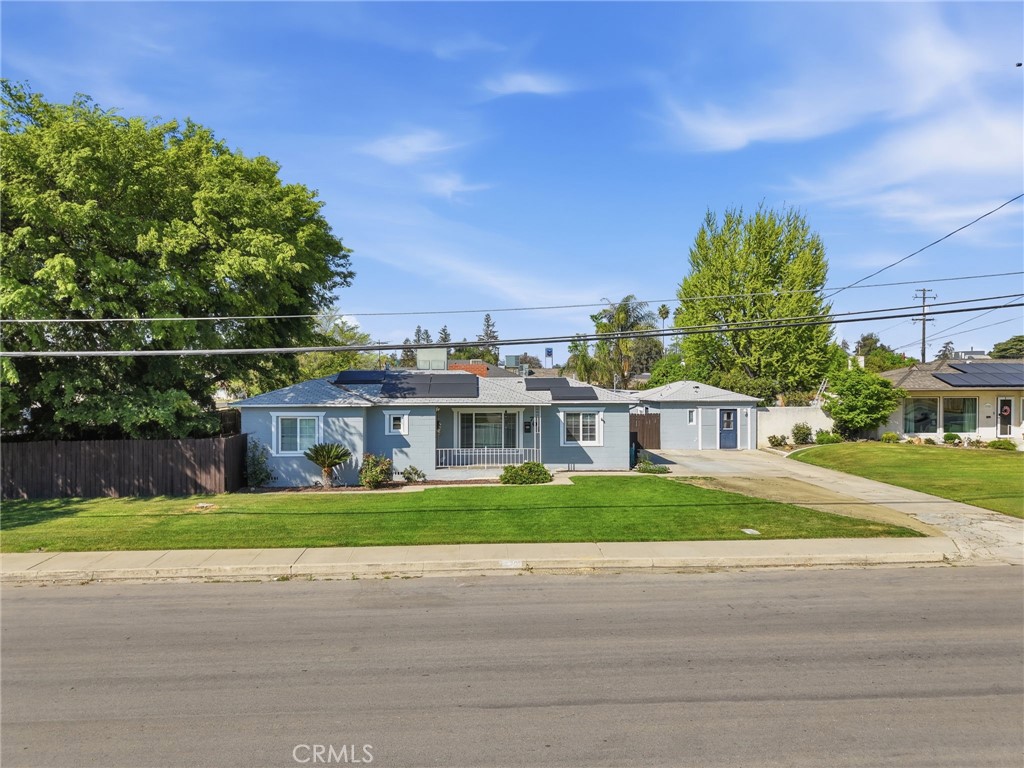 701 Nevada, Kingsburg, CA 93631