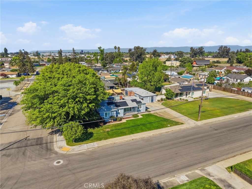 701 Nevada, Kingsburg, CA 93631