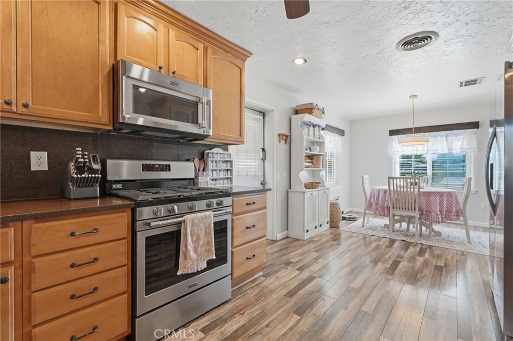 701 Nevada, Kingsburg, CA 93631