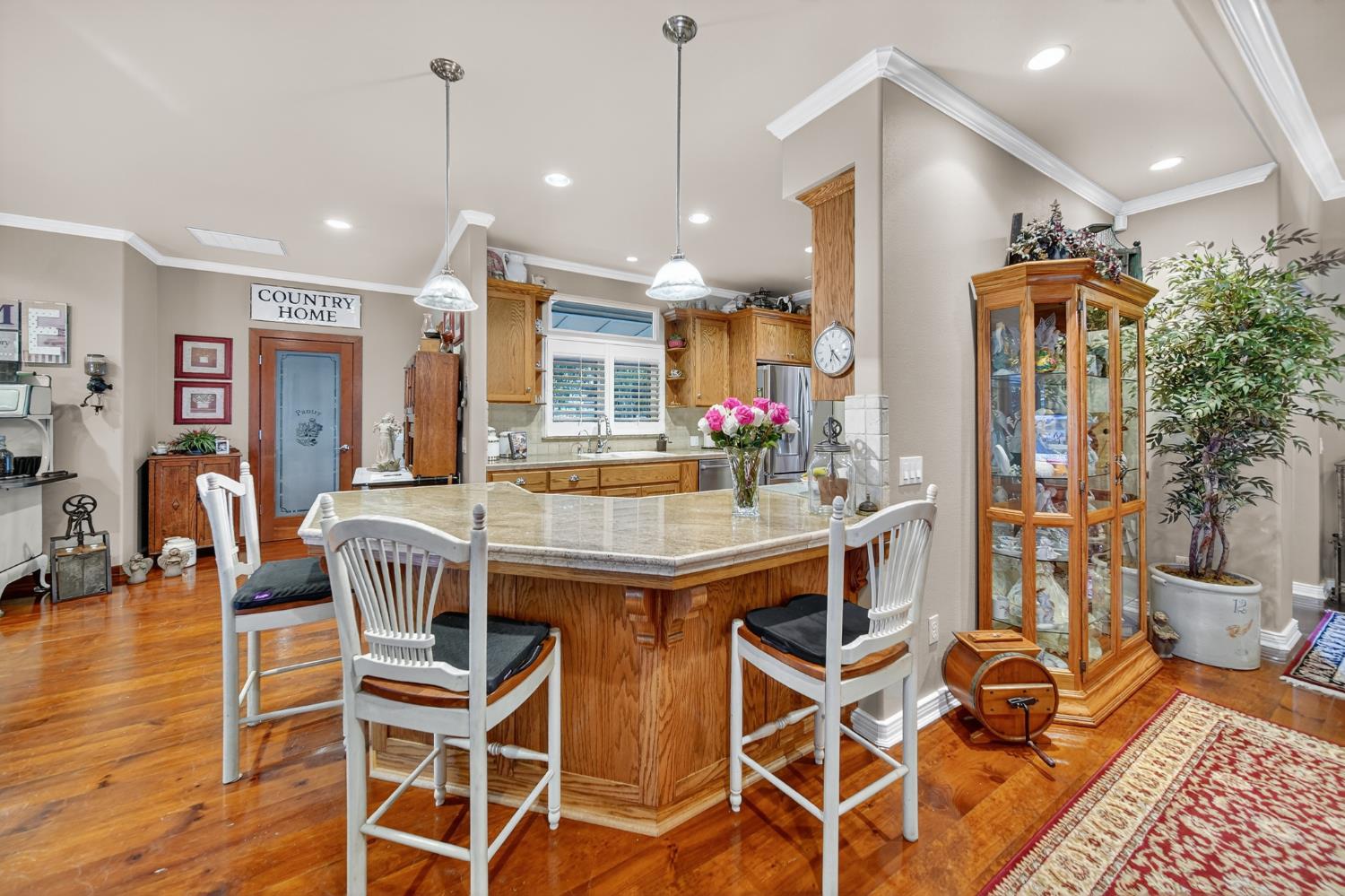 2382 20Th Ave, Kingsburg, CA 93631