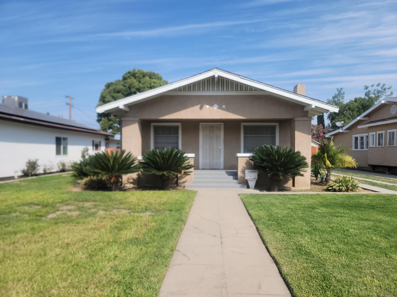 1225 Union St, Kingsburg, CA 93631