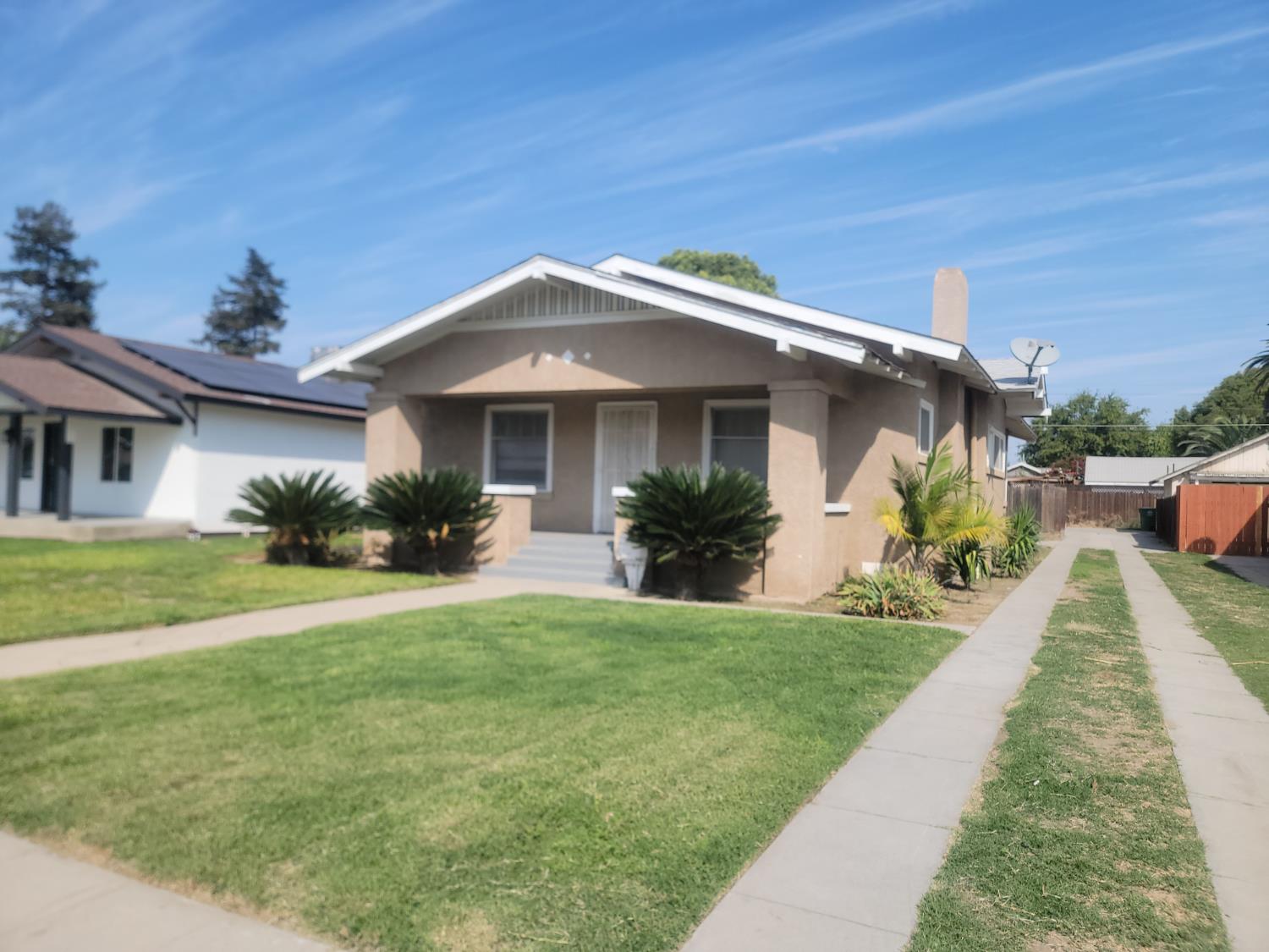 1225 Union St, Kingsburg, CA 93631