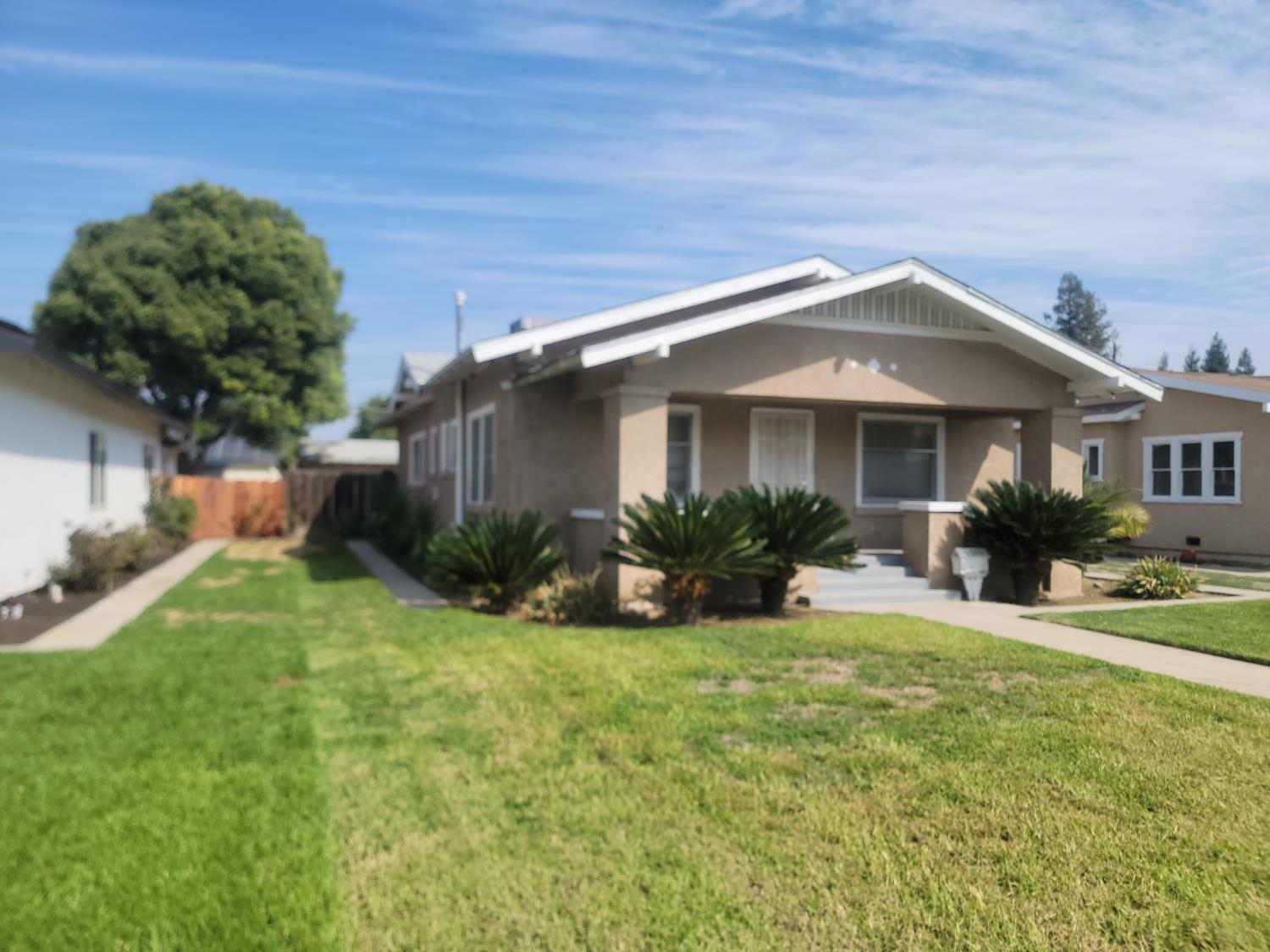 1225 Union St, Kingsburg, CA 93631