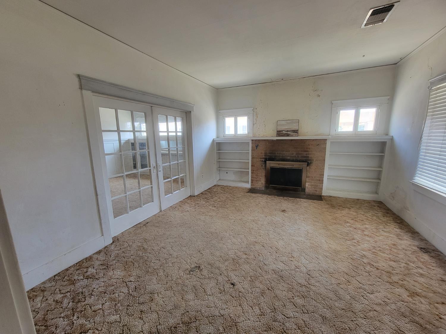 1225 Union St, Kingsburg, CA 93631
