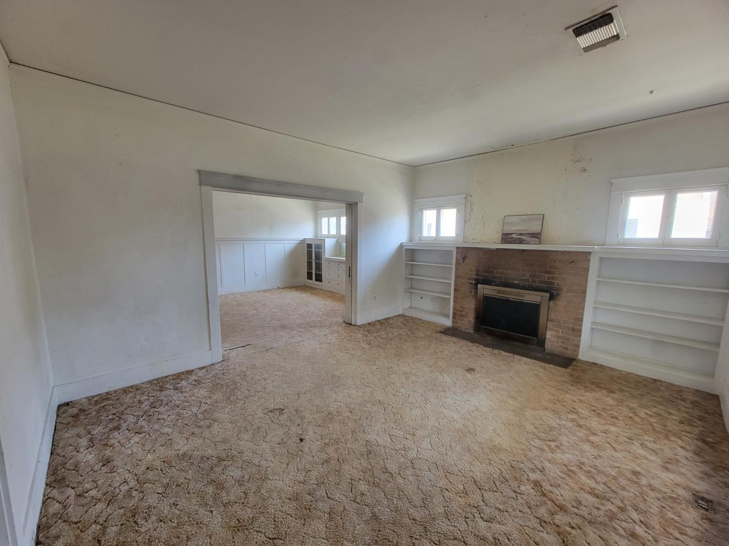 1225 Union St, Kingsburg, CA 93631