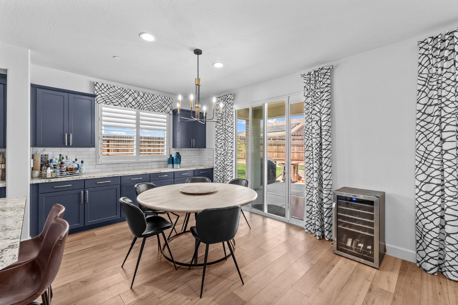 801 Howard St, Kingsburg, CA 93631