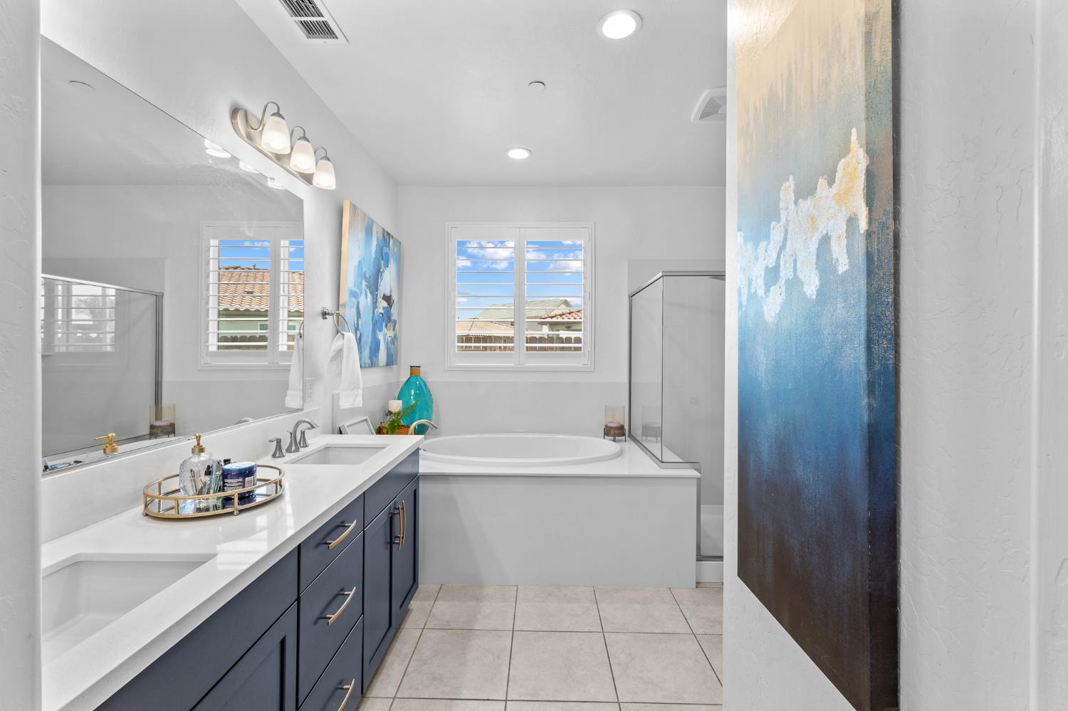 801 Howard St, Kingsburg, CA 93631