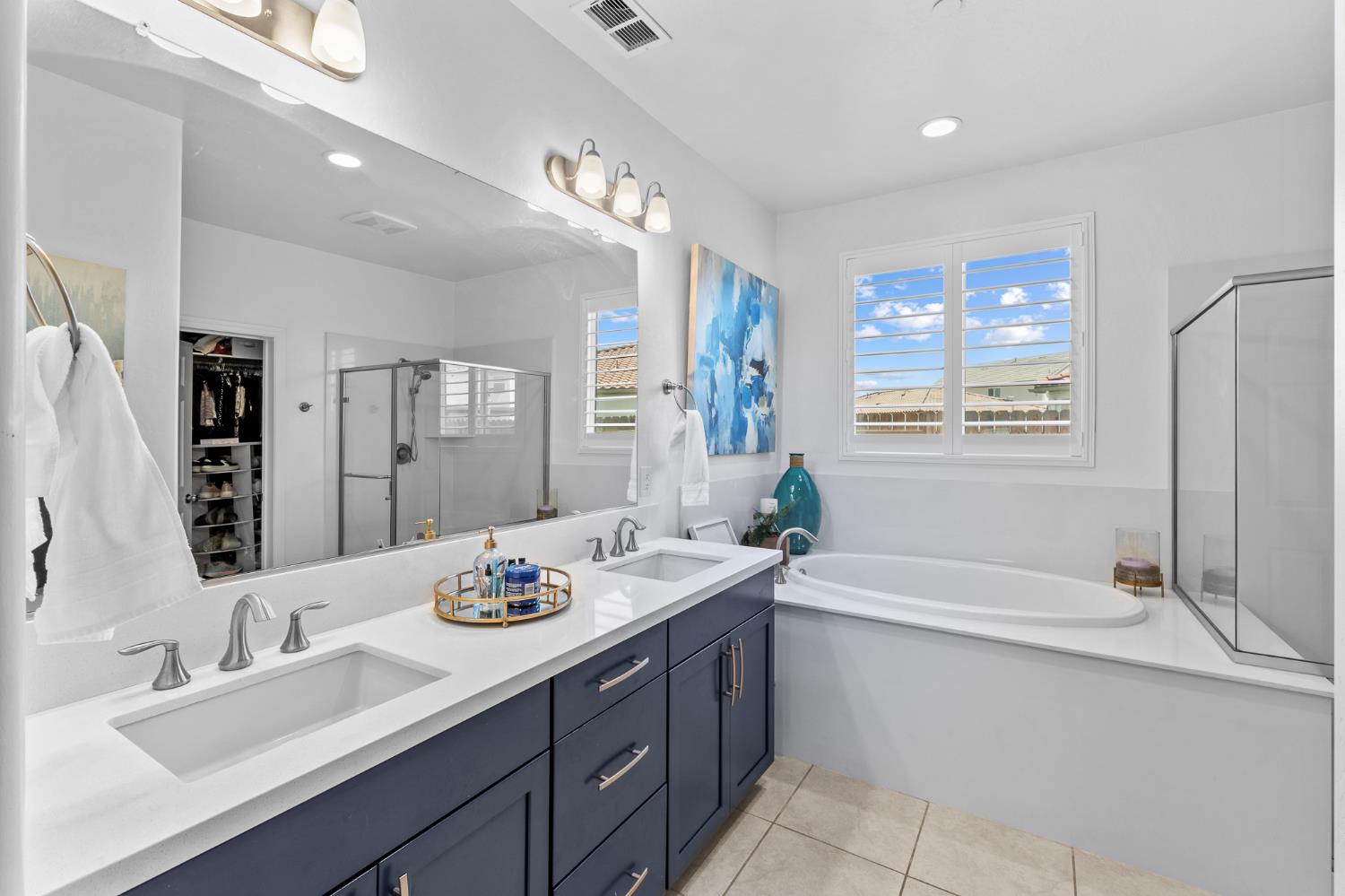 801 Howard St, Kingsburg, CA 93631