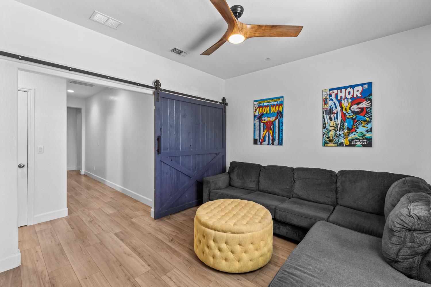 801 Howard St, Kingsburg, CA 93631