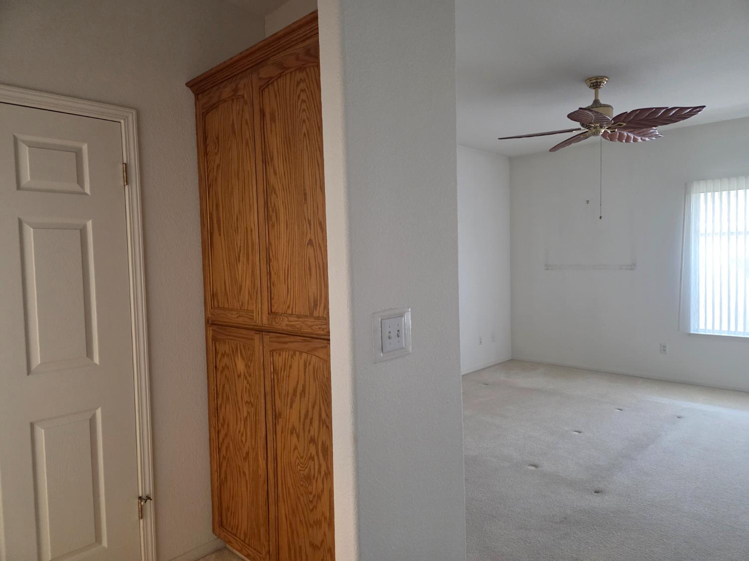 2300 Sierra St #103, Kingsburg, CA 93631