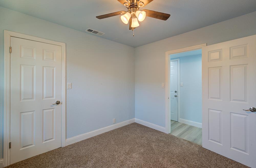 1217 Mehlert St, Kingsburg, CA 93631