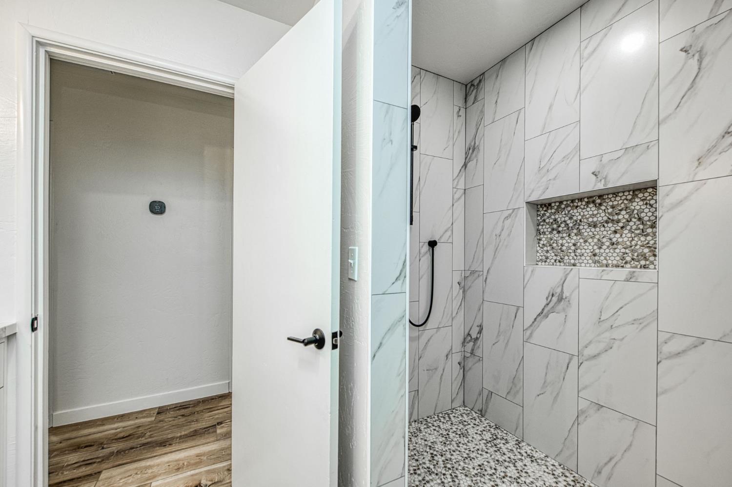 2528 16Th Ave, Kingsburg, CA 93631