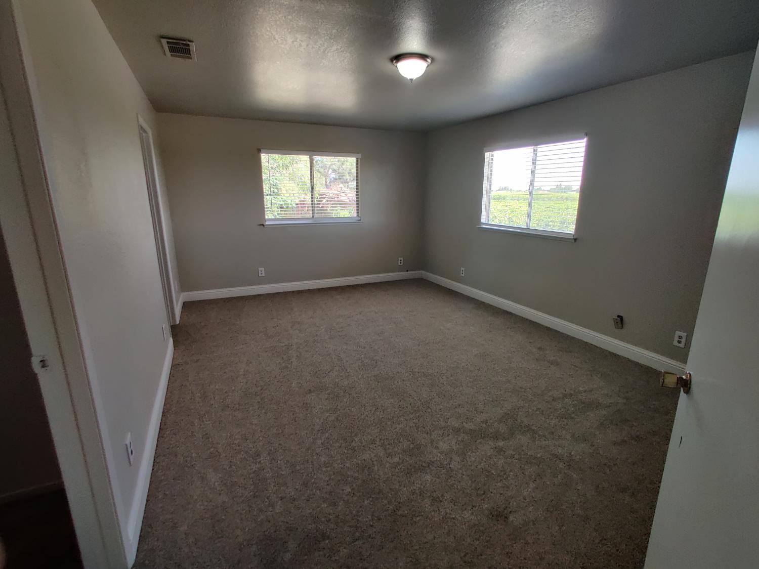 13608 S Academy, Kingsburg, CA 93631