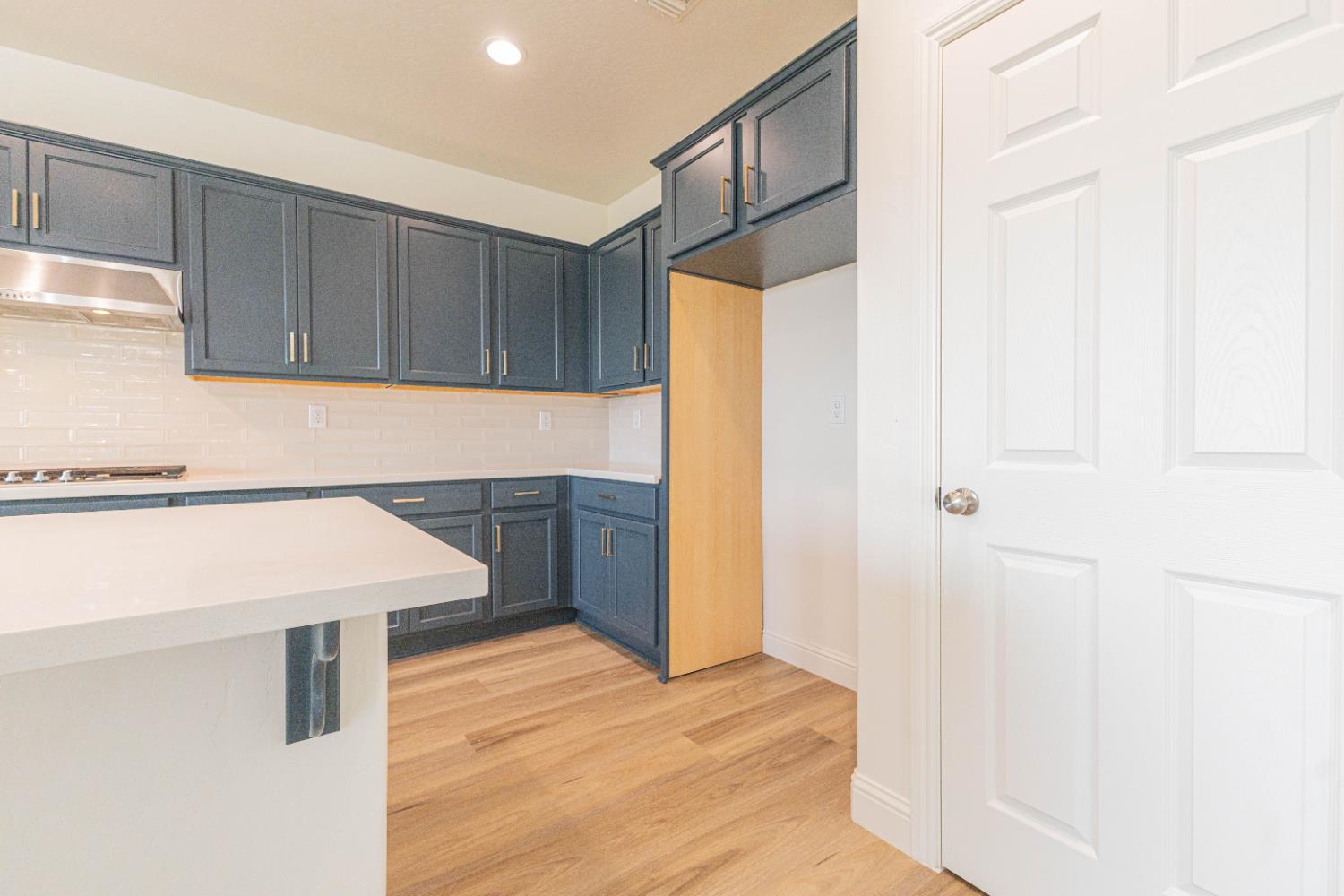 782 Skansen St, Kingsburg, CA 93631