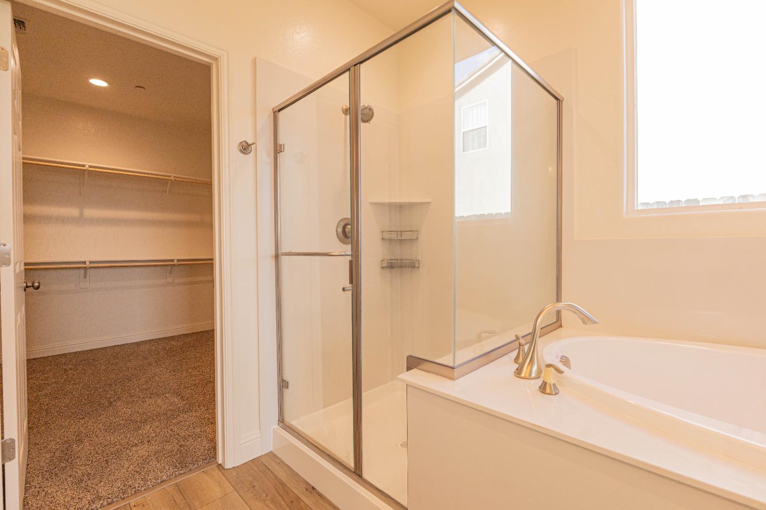 782 Skansen St, Kingsburg, CA 93631