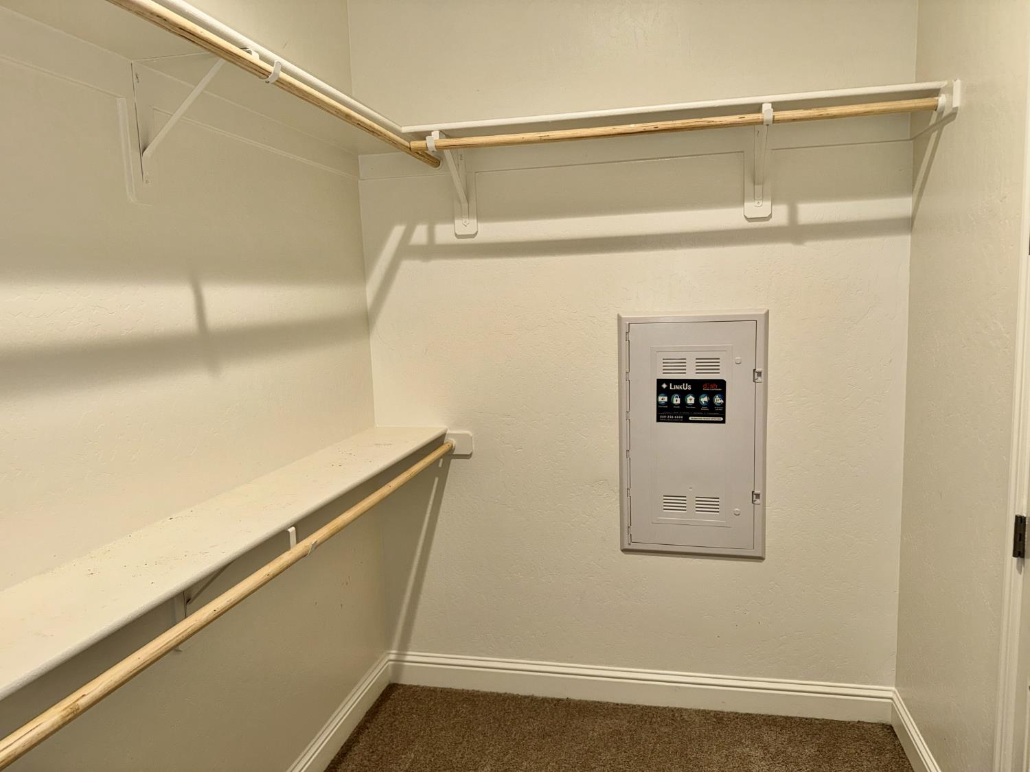 2935 21st Ave, Kingsburg, CA 93631