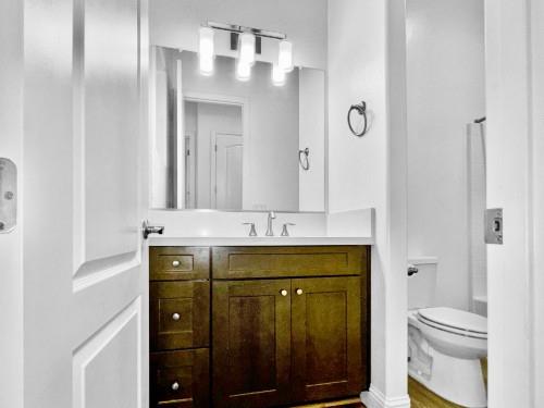 2935 21st Ave, Kingsburg, CA 93631