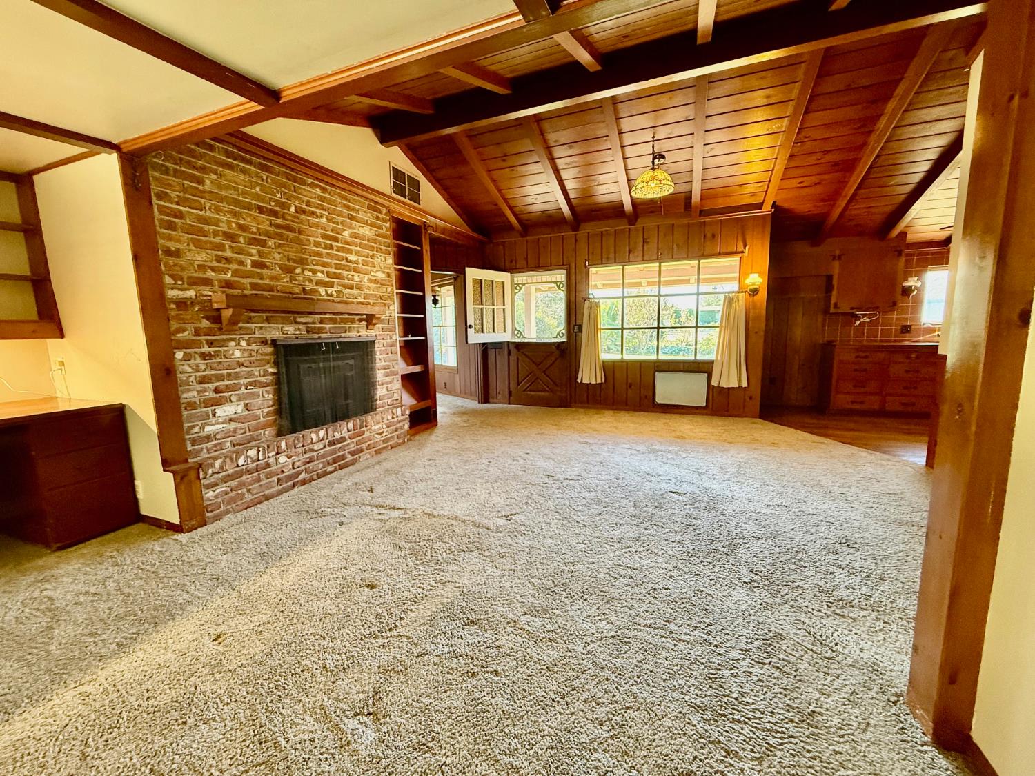 2480 18Th Ave, Kingsburg, CA 93631