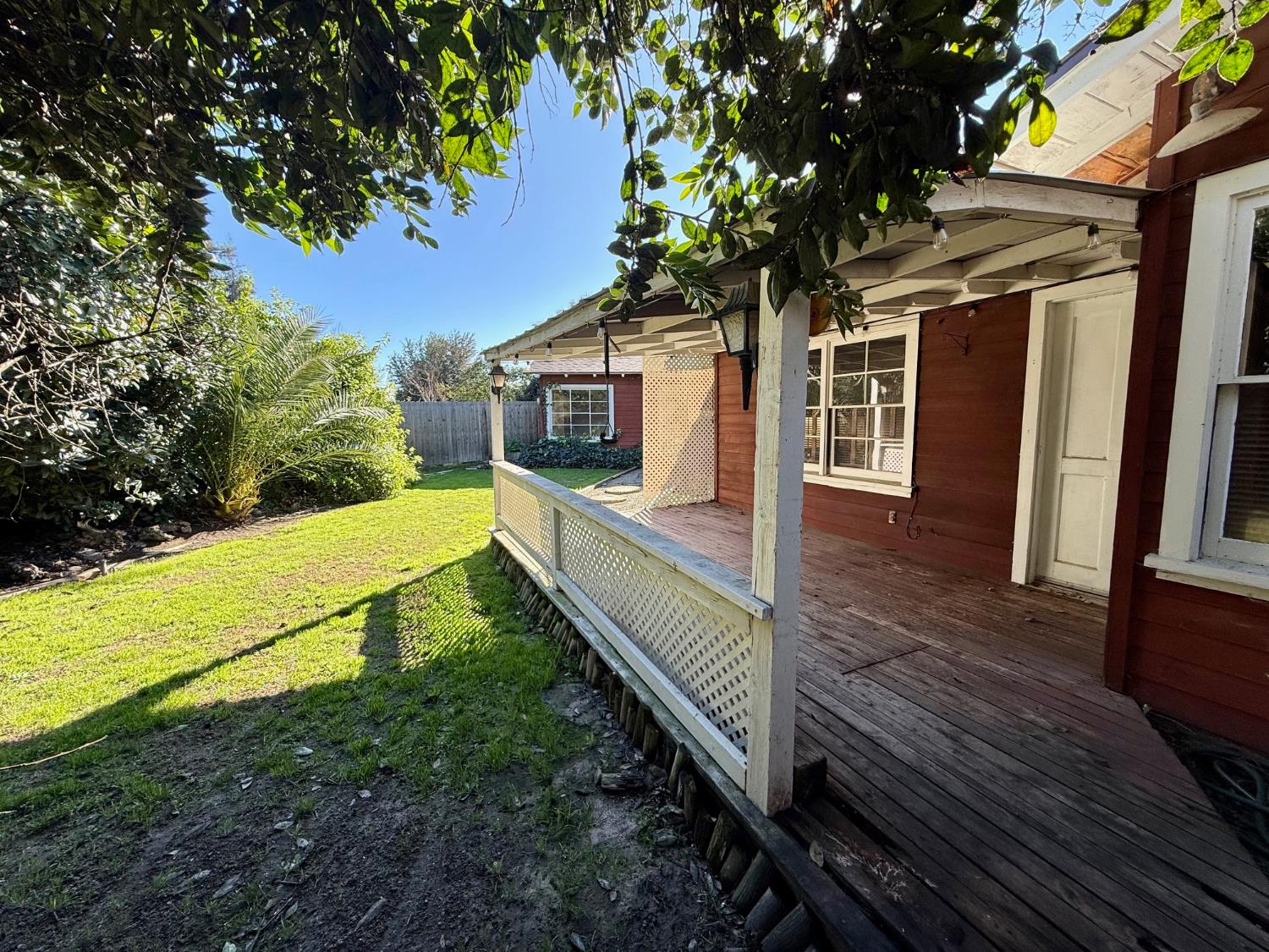 2480 18Th Ave, Kingsburg, CA 93631