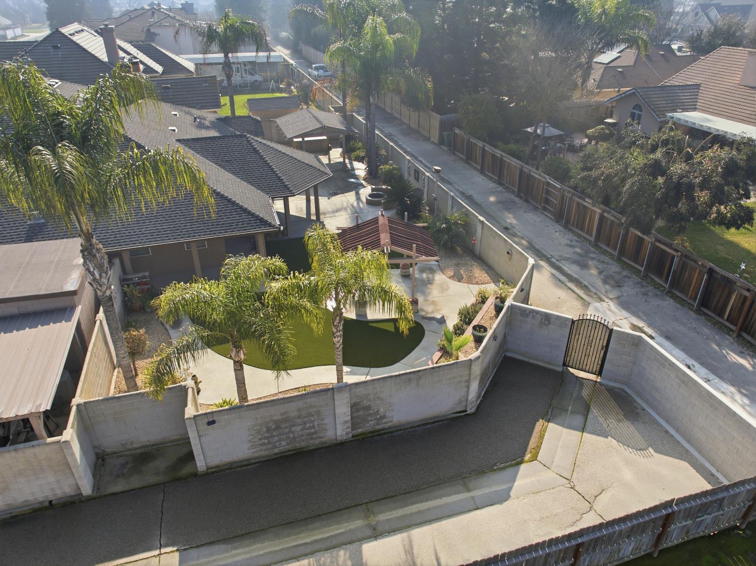 2651 19th Ave, Kingsburg, CA 93631