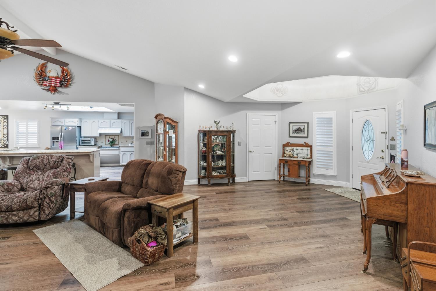 2651 19th Ave, Kingsburg, CA 93631