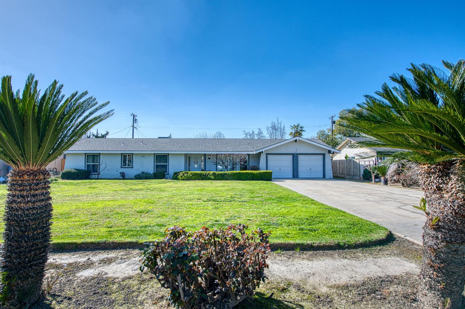 2511 18Th Ave, Kingsburg, CA 93631