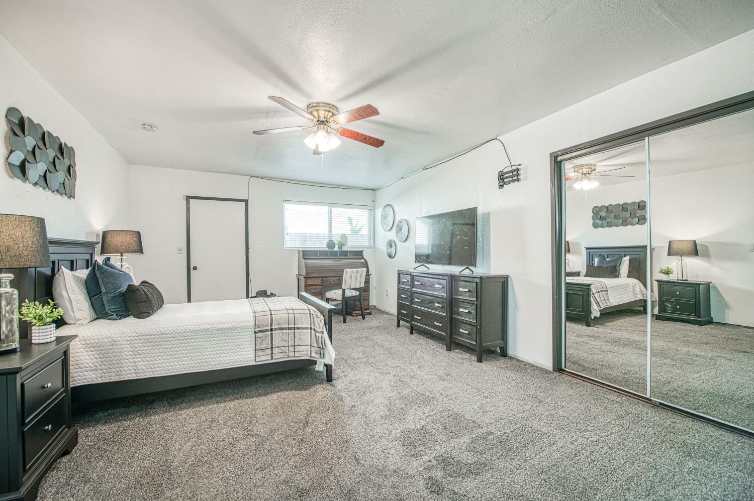 2511 18Th Ave, Kingsburg, CA 93631