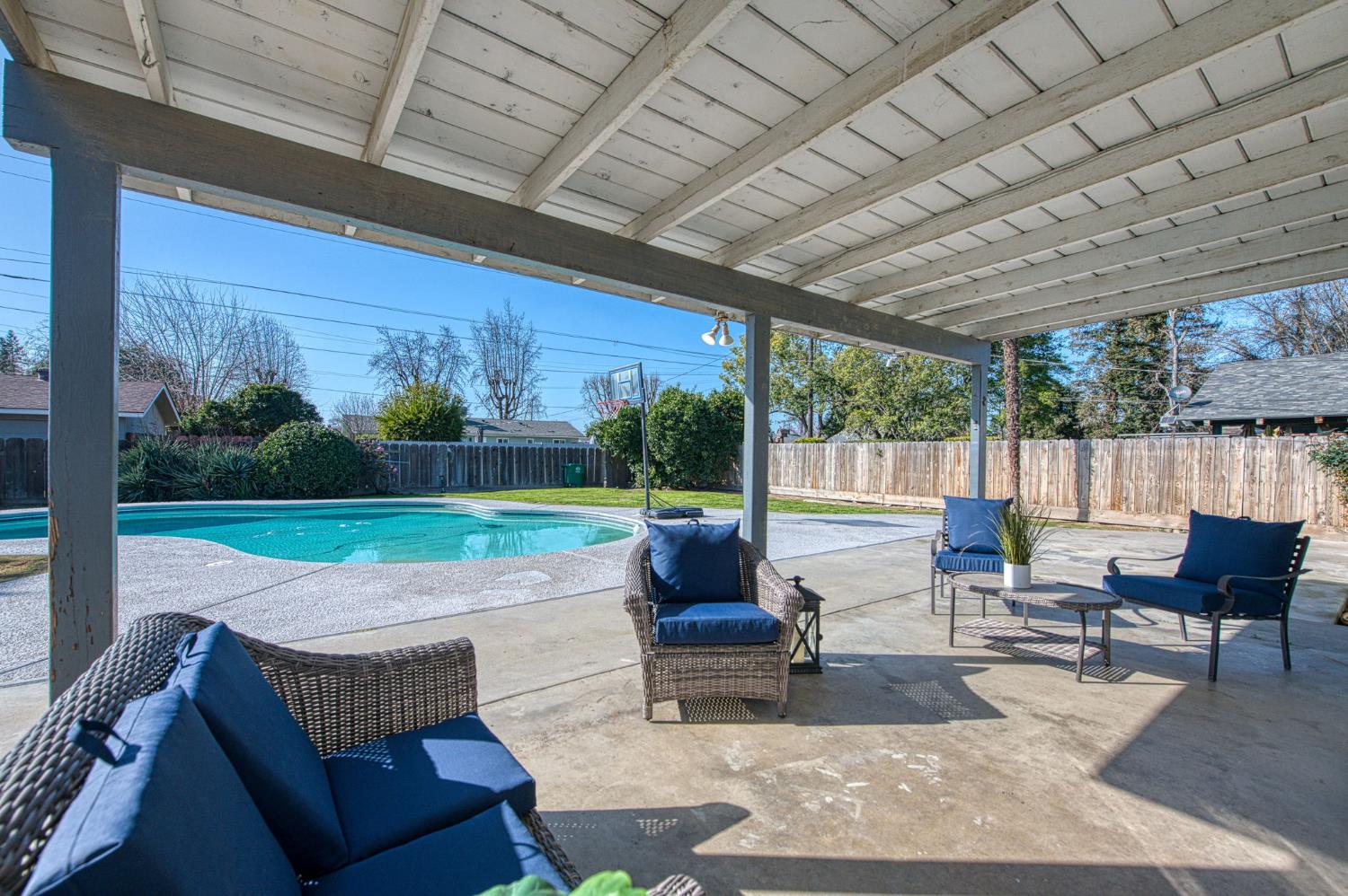 2511 18Th Ave, Kingsburg, CA 93631