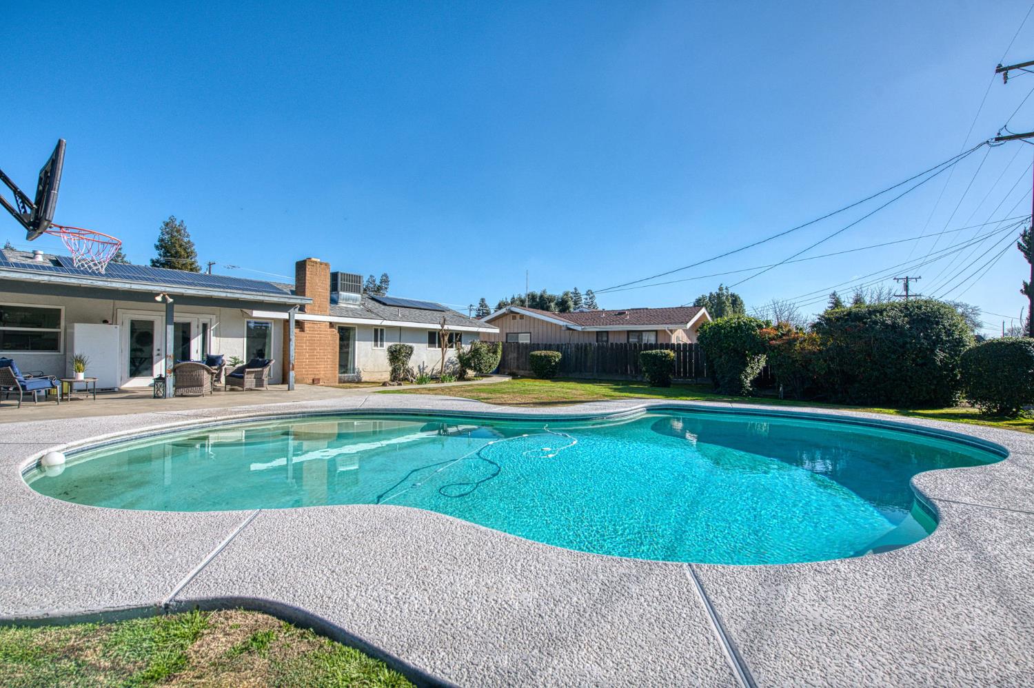 2511 18Th Ave, Kingsburg, CA 93631