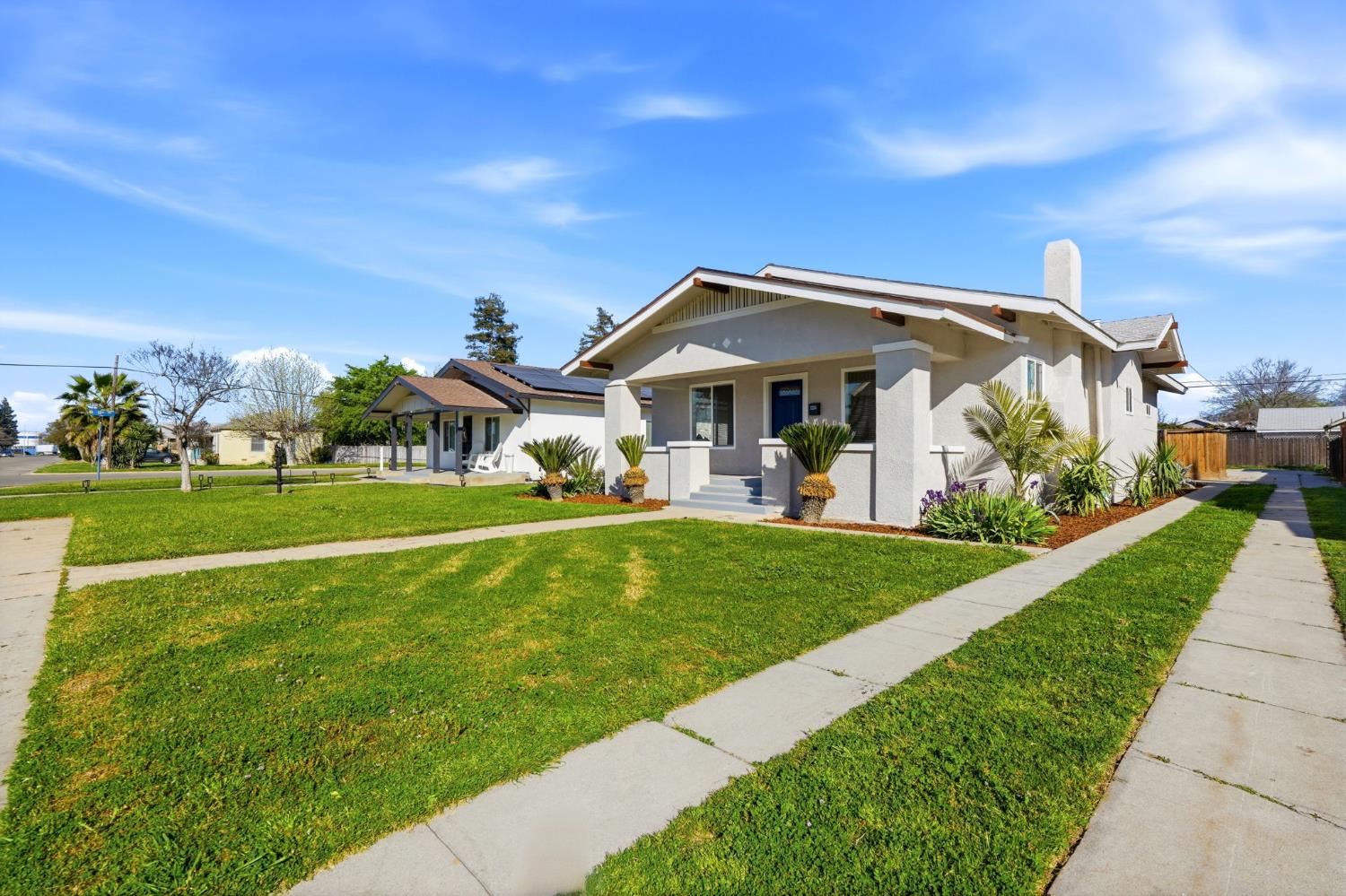 1225 Union St, Kingsburg, CA 93631