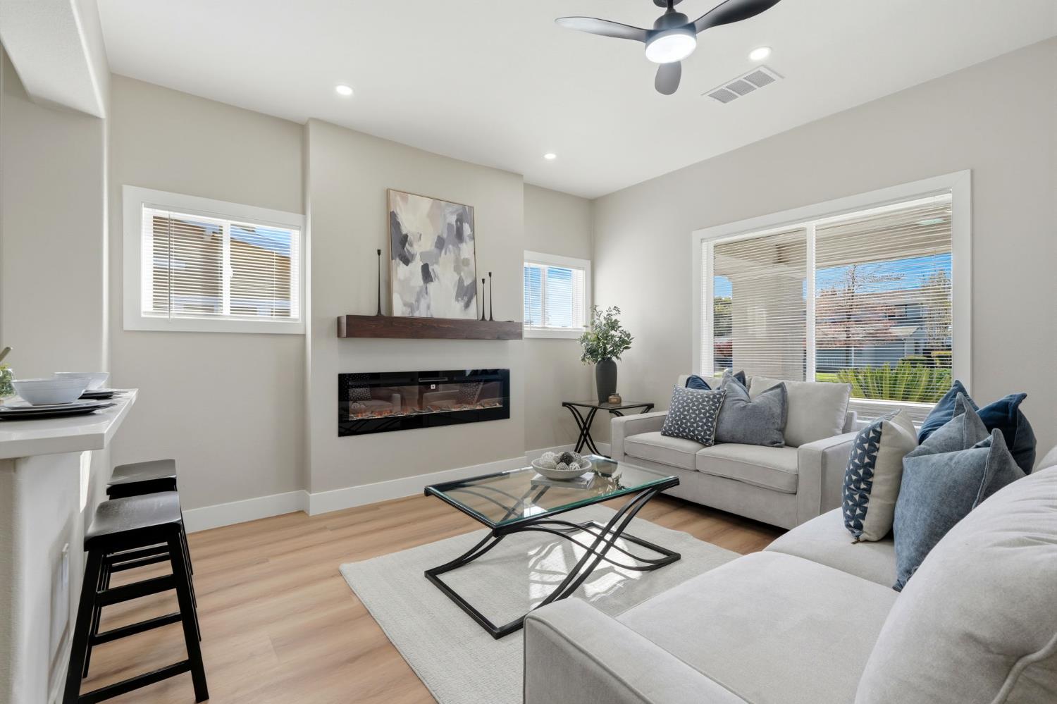 1225 Union St, Kingsburg, CA 93631