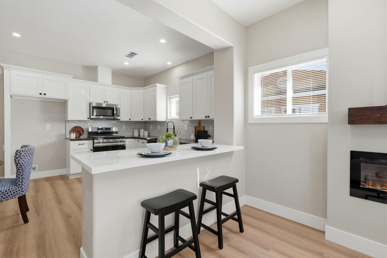 1225 Union St, Kingsburg, CA 93631