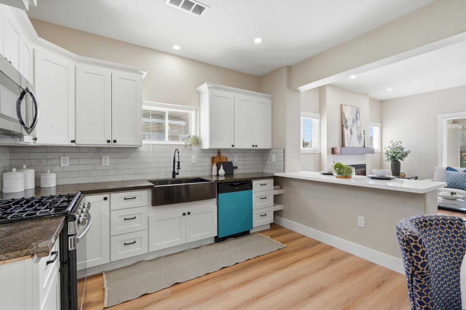 1225 Union St, Kingsburg, CA 93631