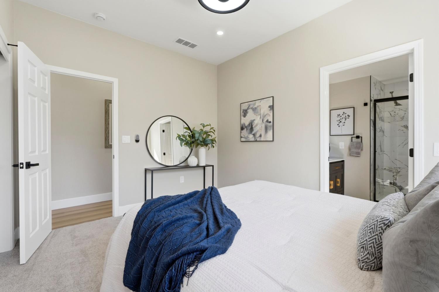 1225 Union St, Kingsburg, CA 93631