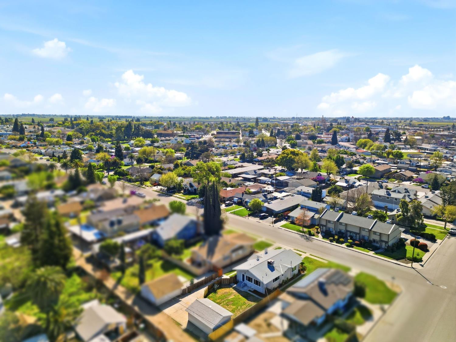 1225 Union St, Kingsburg, CA 93631