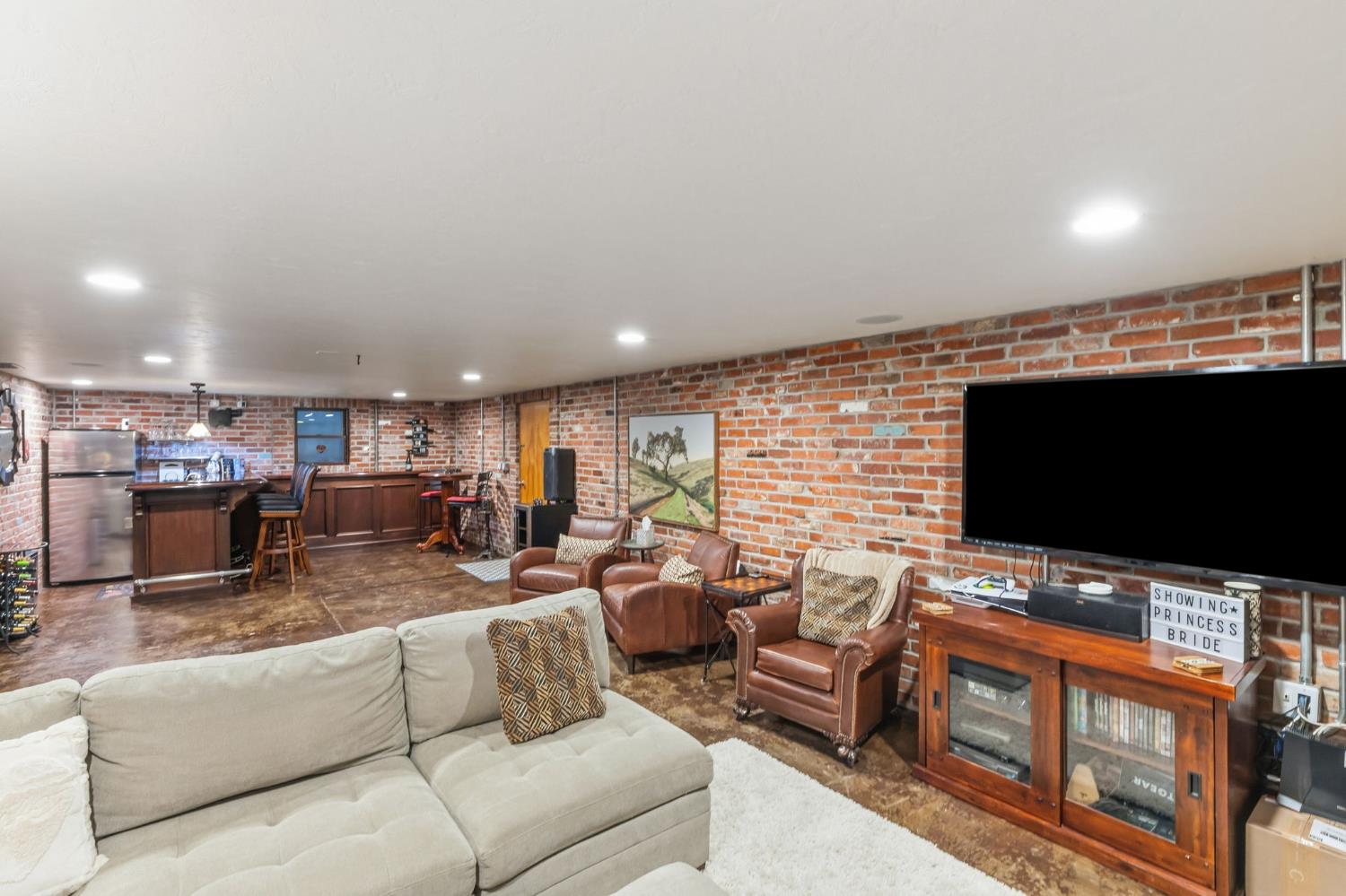 1423 20Th Ave, Kingsburg, CA 93631