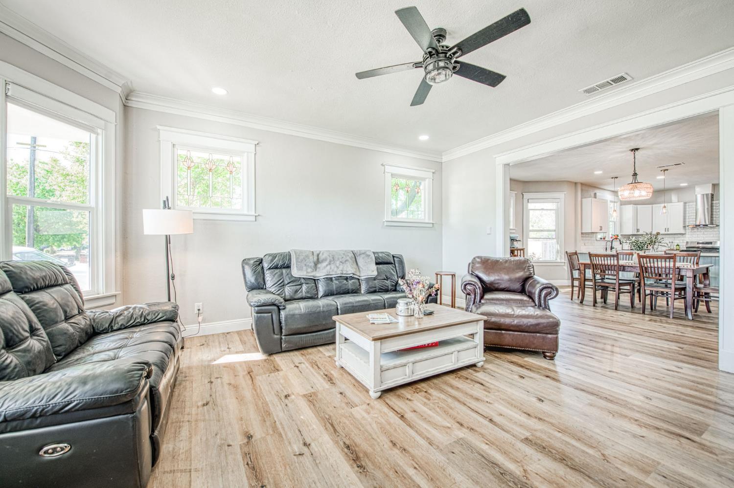 1601 19th Ave, Kingsburg, CA 93631