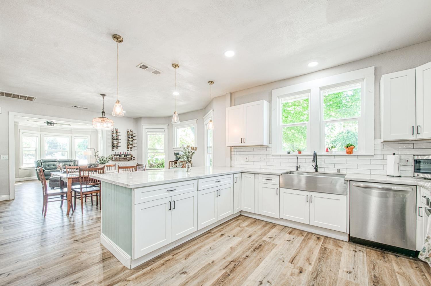 1601 19th Ave, Kingsburg, CA 93631