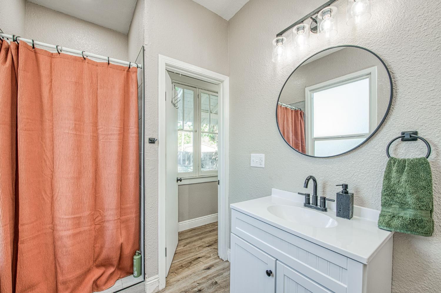 1601 19th Ave, Kingsburg, CA 93631