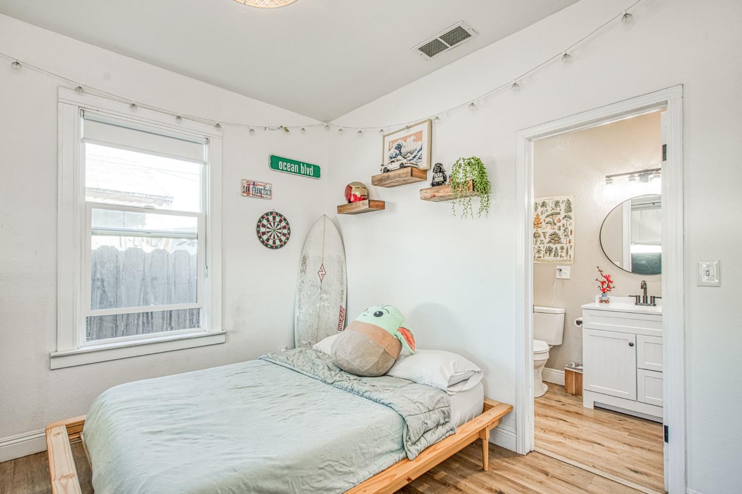 1601 19th Ave, Kingsburg, CA 93631